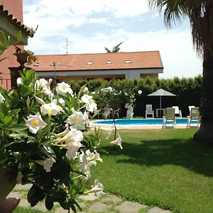 Papale Bed & Breakfast