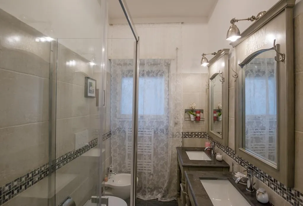 Magnolia St.Peter'S Suites Rome 2*,